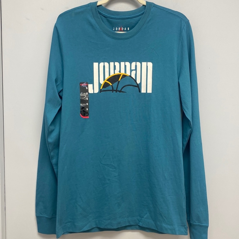 Air Jordan Mens Long Sleeve Shirt